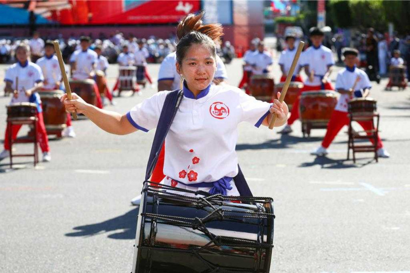 中華民國114年國慶大典10日登場，活動由太鼓以「洪福齊天 旗鼓獻瑞」開場。（圖／中國時報鄧博仁攝）