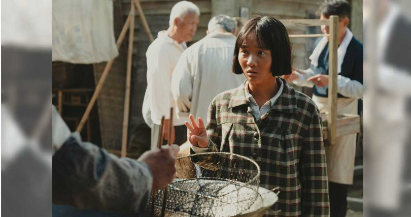 方郁婷飾演的阿月，從嘉義到台北、隨生活處境改變的穿著與髮型設定。（圖／華文創提供）