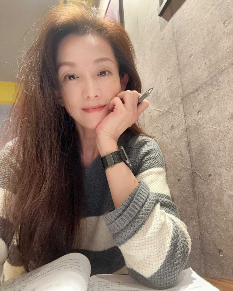 副業步上正軌後，葉全真因忙不過來宣布離職。（圖／翻攝自葉全真臉書）