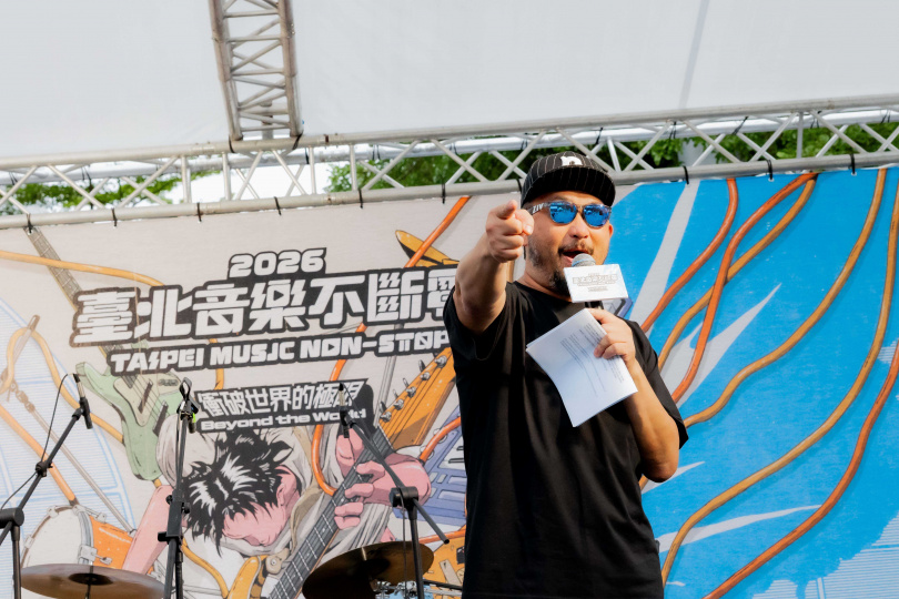 八十八顆芭樂籽主唱阿強擔任主持人。（圖／北流提供）
