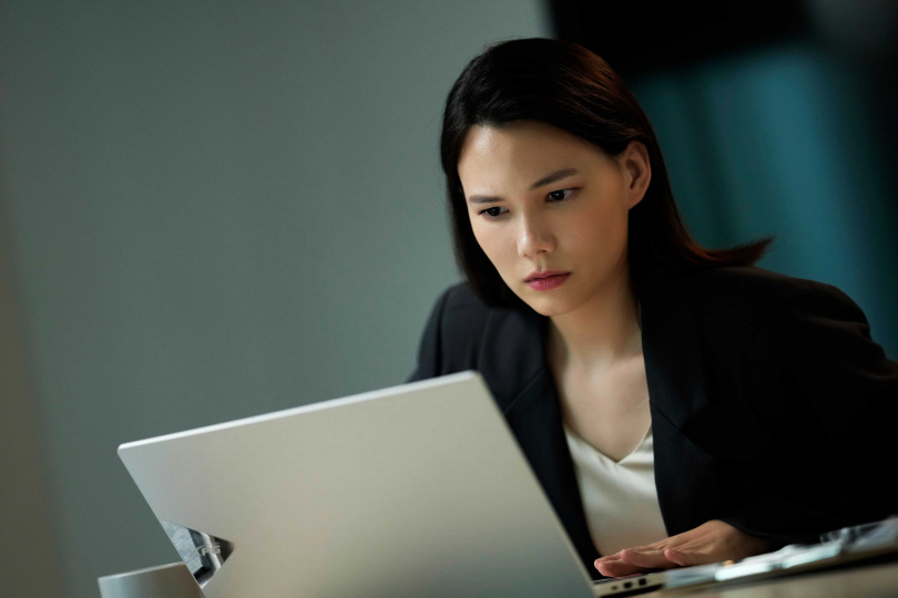 《看看你有多愛我》紀培慧飾演網紅經紀人，因過度炒作話題導致局勢失控。(圖／晴天影像提供）