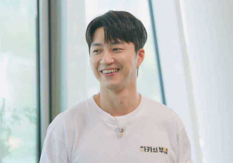 江宏傑媽媽是客家人。（圖／中天提供）