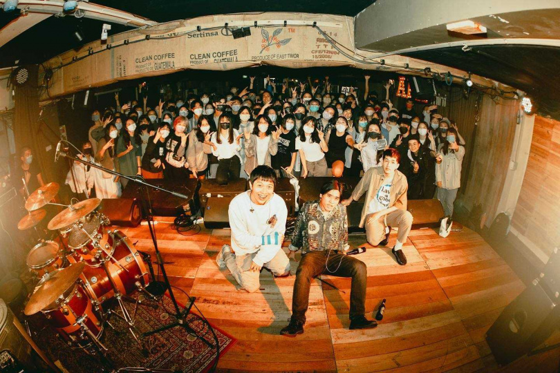 鹿洐人當初考慮近一年才決定簽給阿福。(圖/翻攝自鹿洐人臉書)