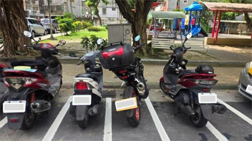 警方呼籲別亂移動機車,停車民眾也應拍照存證自保。(圖/新北市政府提供)