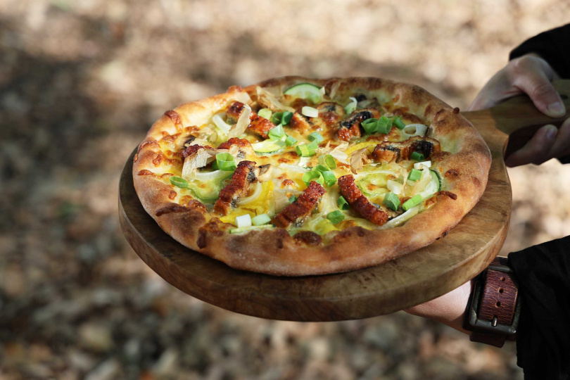 青年學員可到湖內區了解當地鰻魚產業、手作鰻魚披薩。(圖/高雄市政府青年局提供)