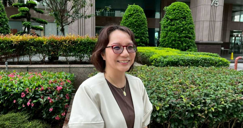 刘中惠用紫微结合心理学,找到人生新方向,也帮助更多人看见自己。(图/CTWANT)