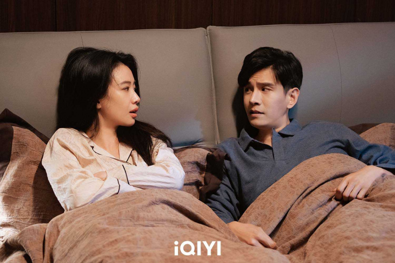 《蜜語紀》經超（右）出軌李夢，婚後生活並不愉快。（圖／iQIYI愛奇藝國際版）