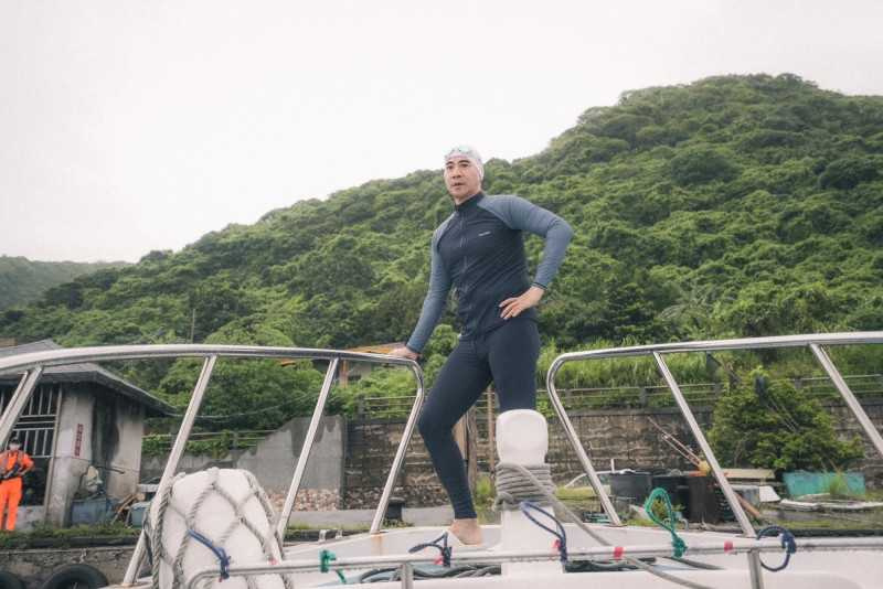 63歲翁家明是演藝圈出了名的戶外運動愛好者,拍戲之餘仍不忘鍛鍊體能。(圖/民視提供)