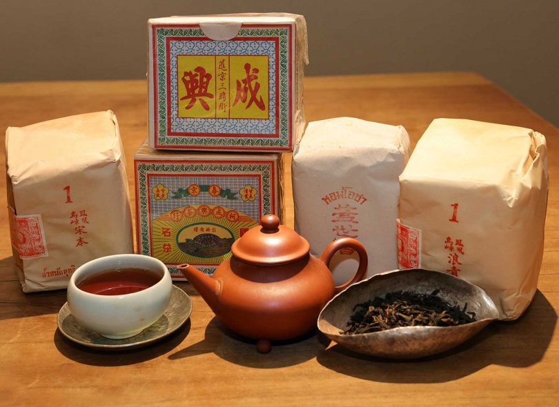 烏崠鳳凰單欉開箱沖泡。（圖╱吳德亮攝）