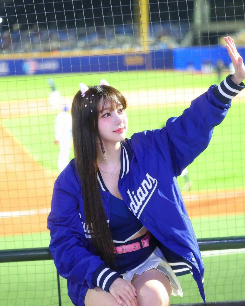 Fubon Angels成員李珠珢人氣超高。(圖/李珠珢IG)