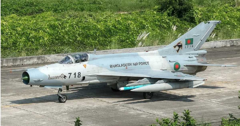 失事的F-7 BGI噴射機。（圖／翻攝X）