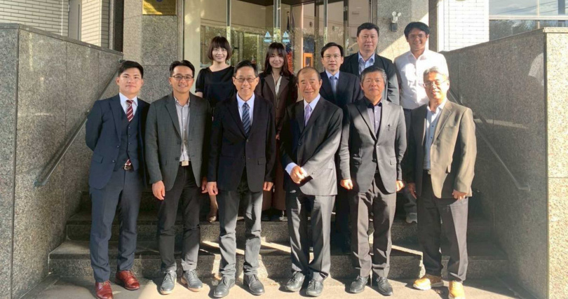 市政參訪團赴日交流,中市經發局長率隊走訪福岡深化台日合作。(圖片提供/台中市政府)