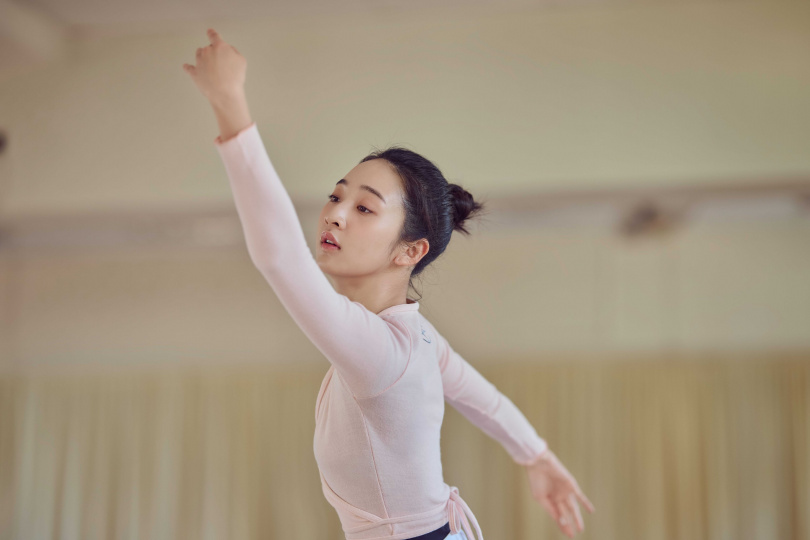 李沐回憶起角色忍不住落淚。(圖/Netflix提供)