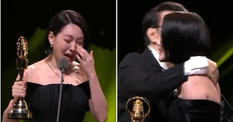 小S領獎時在台上暴哭，蔡康永給她擁抱。（圖／翻攝自三立電視畫面）