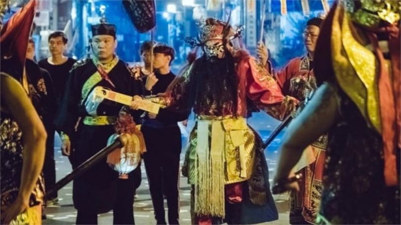 依循地方習俗,儀式進行期間,建議沿線住戶關緊門窗、儘量留在室內。(示意圖,與本文無關/華影國際提供)