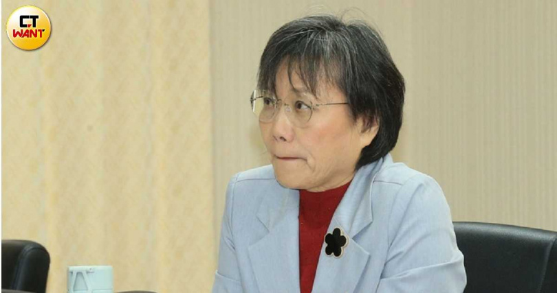 內政部長劉世芳（圖）強調竹科特殊化學藥品需要優化消防量能因應不時之需。（圖／周志龍攝）