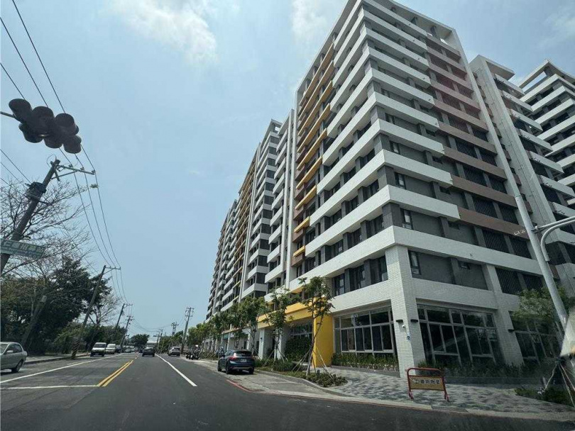 首批開放招租的「宜居仁愛」、「宜居成功」178戶吸引4300件申請，中籤率僅4.1％。圖為宜居仁愛外觀。（圖／中國時報曹婷婷攝）