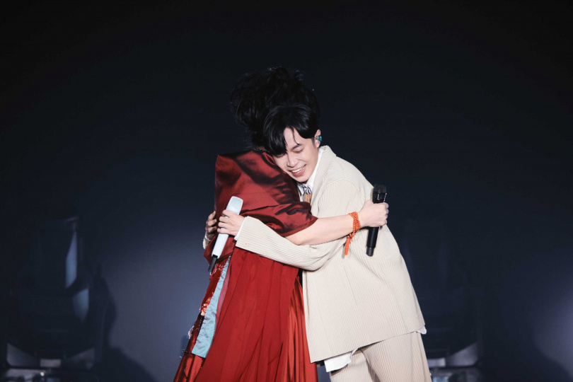 齊豫過了六年終於實現與吳青峰的諾言。（圖／哈里坤的狂歡提供）