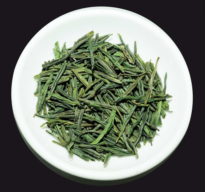 六安瓜片是綠茶中唯一全由葉片製成、不帶嫩芽或茶梗的茶品。（圖／吳德亮攝影）