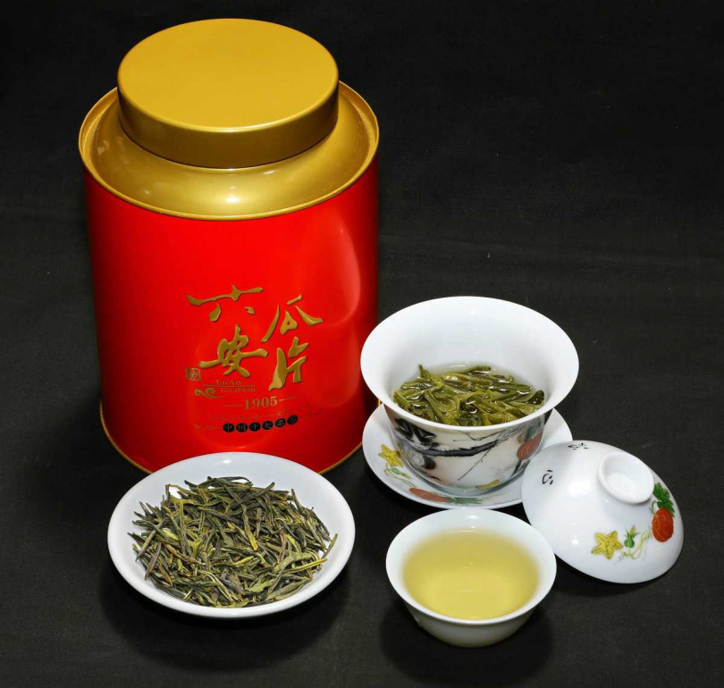 六安瓜片茶葉單片不帶梗芽，起潤有霜。（圖／吳德亮攝影）