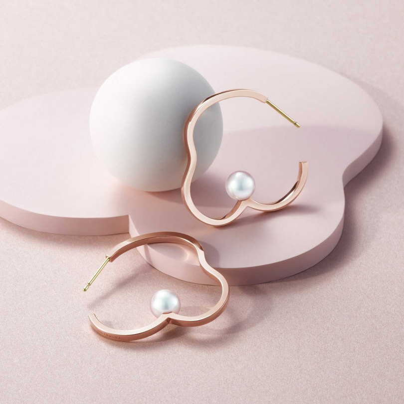 TASAKI 2025 chants新品 18K櫻花金&阿古屋珍珠耳環（圖／品牌提供）