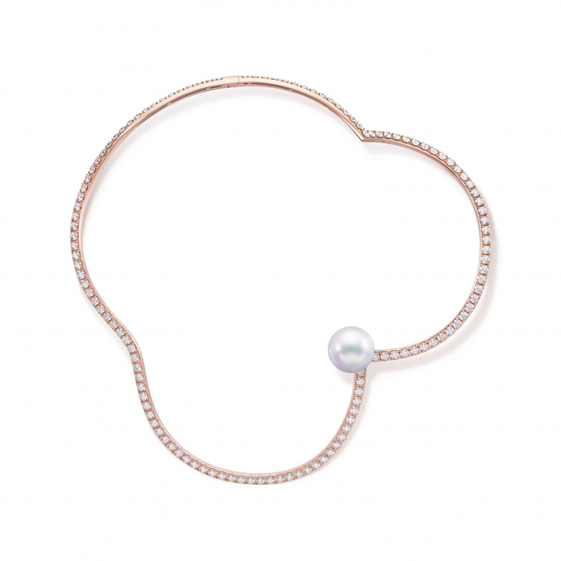 TASAKI chants luxe 18K櫻花金鑲鑽&馬貝珍珠項鍊（圖／品牌提供）