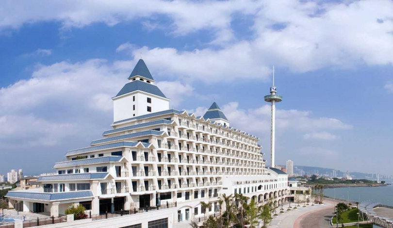 福容淡水漁碼店_入住海景豪華客房,稍離市區就能輕鬆享受黃金美人湯。(圖片提供/福容)