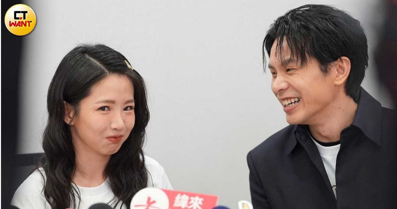 姚淳耀呈現吃瓜貌。（圖／蘇聖倫攝）