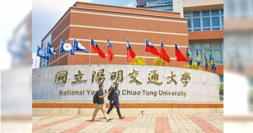 台中一名高中生錄取國立陽明交通大學醫學系後,被網友踢爆學習歷程檔案不實。(圖/報系資料照)