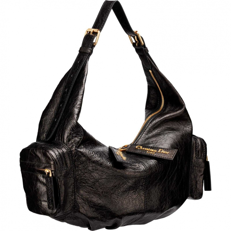 Dior Grand Tour多口袋小型包款/150,000元(圖/品牌提供)