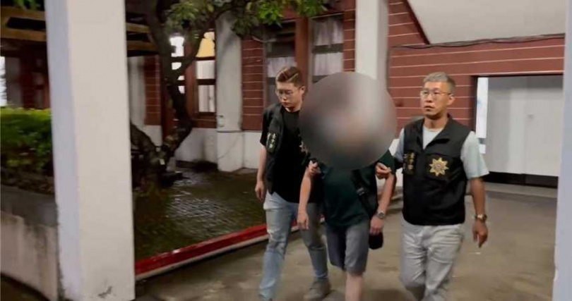 檢警持續偵訊豐原5口命案,林姓、張姓當舖業者,以及尤姓銀樓業者改列被購,訊後均無保請回。(圖/翻攝畫面)