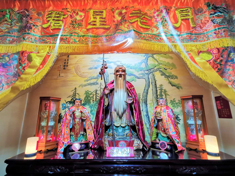 台中市都城隍廟月老星君(圖/楊登嵙提供)