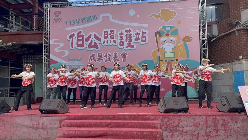 「伯公照護站」在桃竹等客家庄設立了百處，新北市卻「掛零」，張智倫認為該檢討設置標準。（圖／報系資料照）