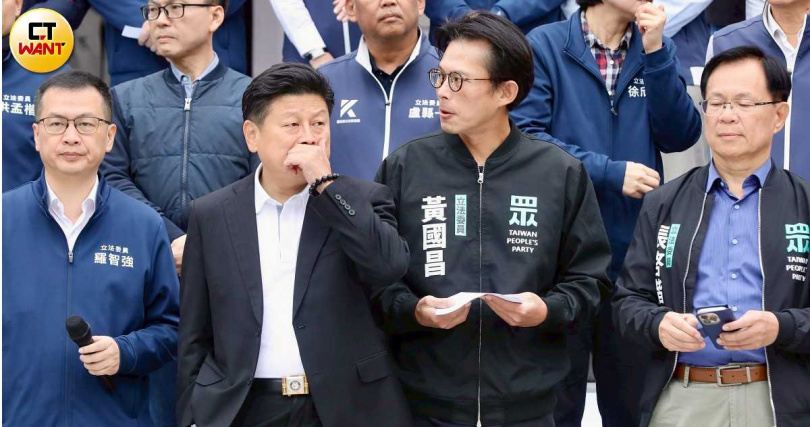 國民黨團宣布將自提國防特別預算條例版本，並將與民眾黨團展開磋商。圖／方萬民攝）