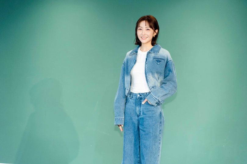 大愛劇《以身相許》林雨葶飾演老師何翰蓁。(圖/大愛電視)