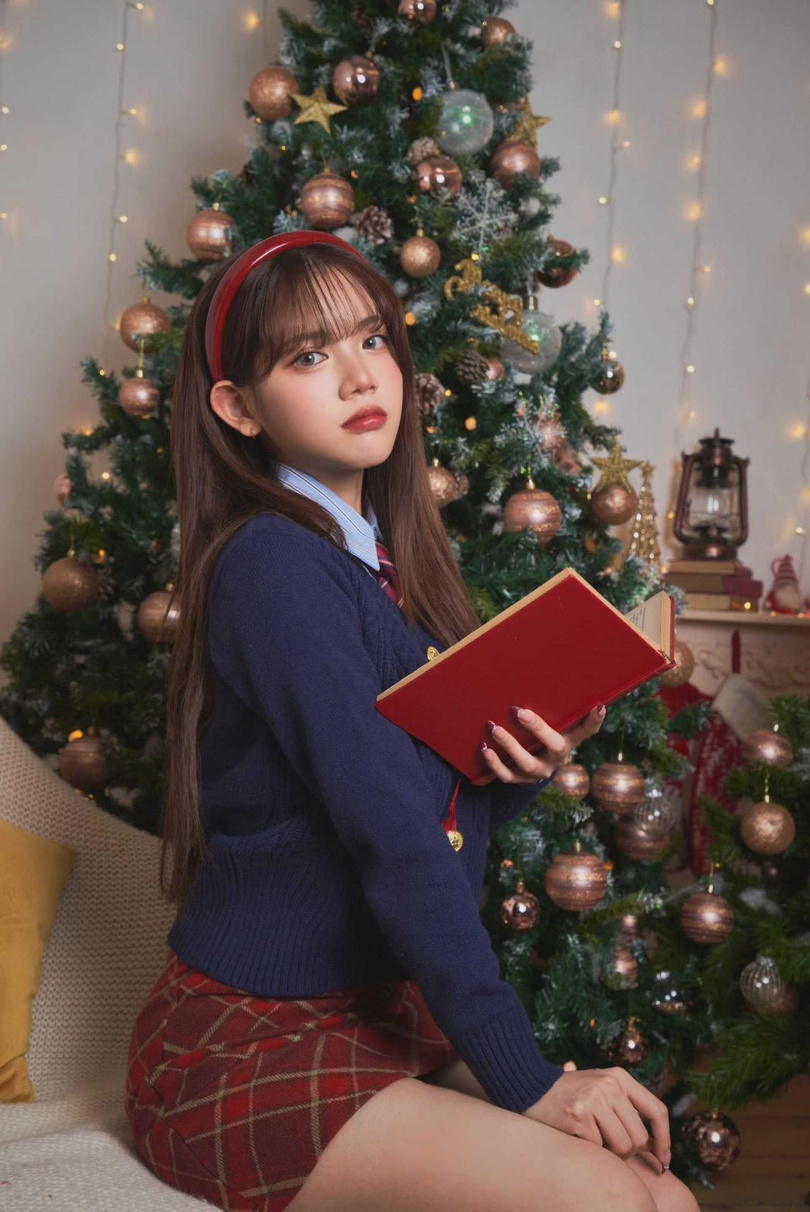 「最美星二代」黃于庭將與媽媽王彩樺於12月19日《Chill虧SHOW》登台演唱。（圖／中天電視提供）