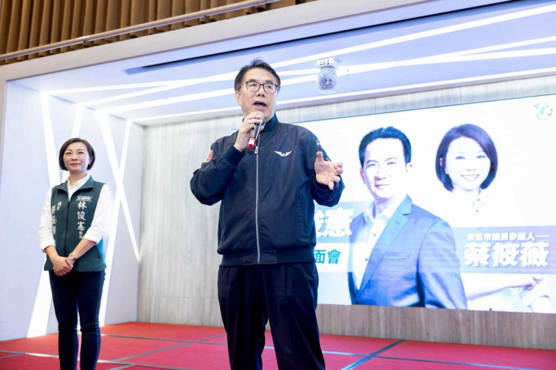 民進黨立委林俊憲與台南市議員蔡筱薇舉辦鄉親見面會，台南市長黃偉哲到場力挺。（圖／翻攝自林俊憲臉書）