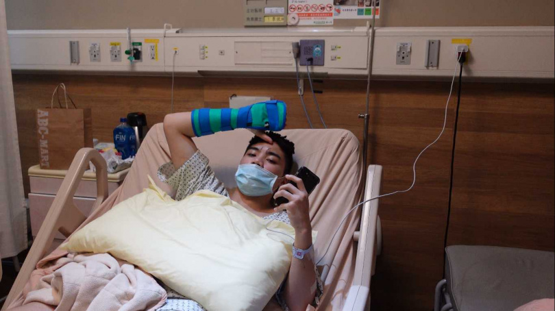 劉力臣高三時發生車禍，對拳擊手來說是一大重傷。（圖／舊視界文化藝術有限公司提供）
