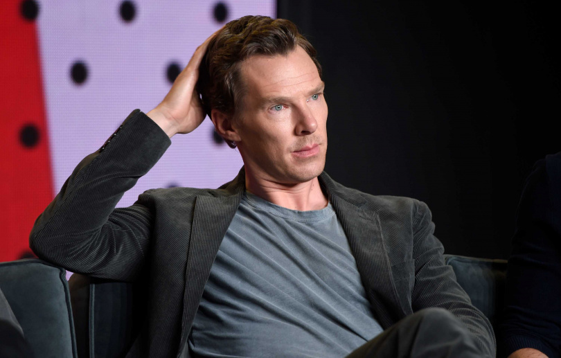 班奈狄克．康柏拜區透露，自己在擔任製片時會要求片場減少使用一次性塑膠瓶，以響應環保。