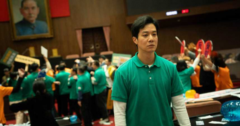 薛仕凌4日中午前往新北地檢署自首。(圖/ CATCHPLAY+、公視、大慕可可)