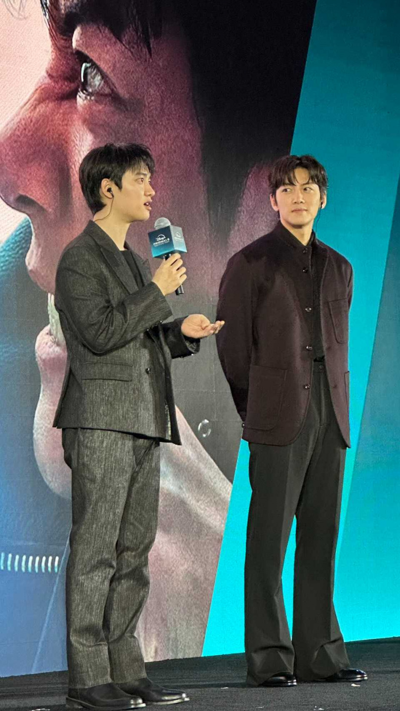 都敬秀與池昌旭新戲《操控遊戲》已上映。(圖/王奕棋攝)