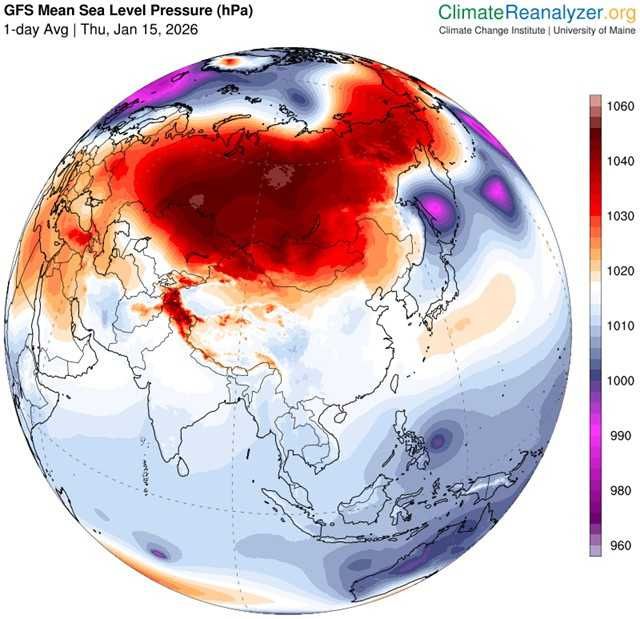 鄭明典分享的海平面氣壓圖中，紅棕色高壓區幾乎覆蓋整個西伯利亞，顯示出極端強度的「西伯利亞高壓」系統。（圖／翻攝自鄭明典臉書）