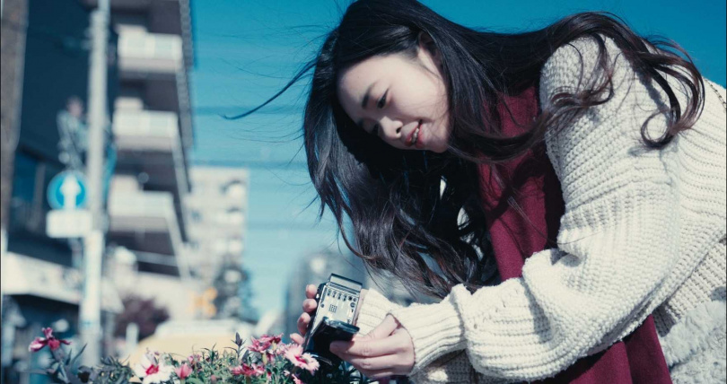 曲曲在日本拍攝MV。（圖／曲曲提供）