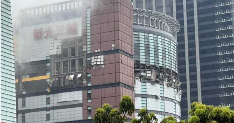 新光三越百貨台中中港店發生氣爆意外。（圖／翻攝自臉書）