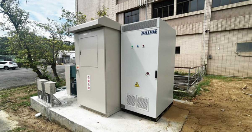 Billion Fusio One 100 kW/215 kWh模組化儲能系統，支援電力調度、離峰備援與併離網轉換，適用工商用戶的分散式儲能裝置（圖／盛齊綠能提供）。