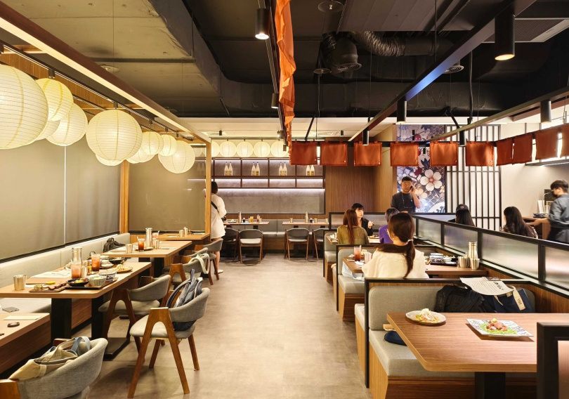 東山牛舌台灣首店進駐統一集團全新商場Dream Plaza的4樓。（圖／魏妤靜攝）