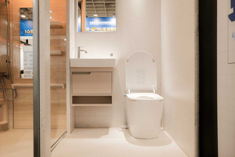 整體衛浴專區。(圖片提供/和成)