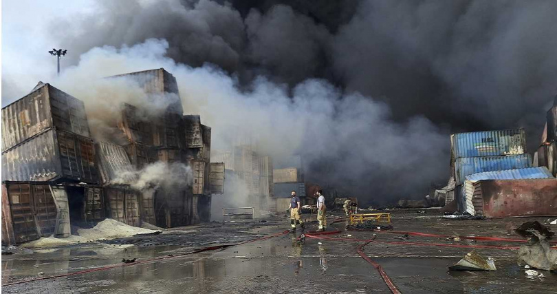 伊朗沙希德·拉賈伊港（Shahid Rajaee Port）大爆炸。（圖／達志／美聯社）