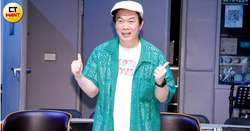 康康自曝來的路上差點被車撞到。（圖／趙文彬攝）