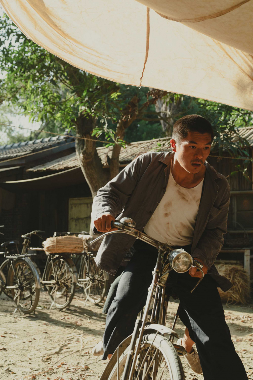 柯煒林在《大濛》粵語、國語、台語三聲道混搭。(圖/華文創提供)